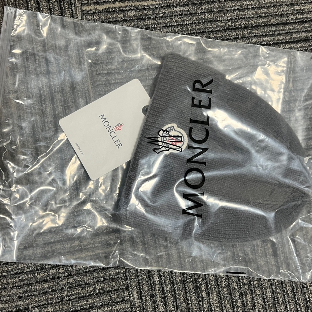 Moncler Charcoal Knit Beanie - Picture 4 of 4